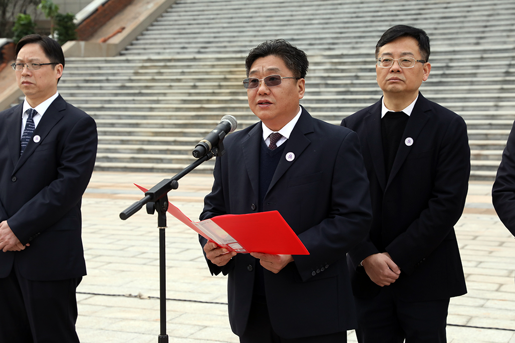 正规博彩网站专举行北校门启用暨图书馆开馆仪式